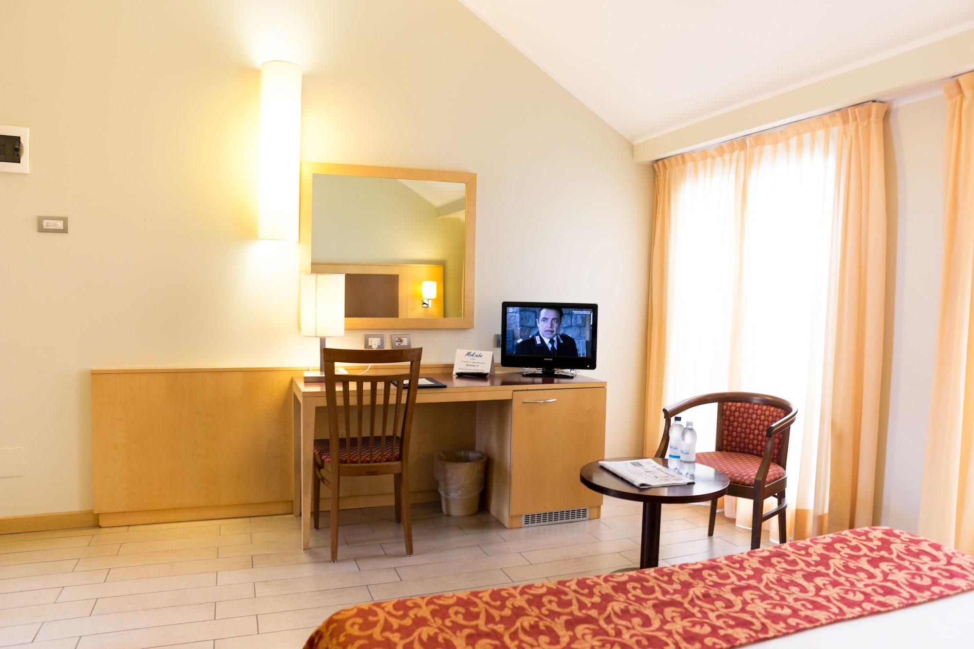 Mokinba Hotels Cristallo Milan Exterior photo